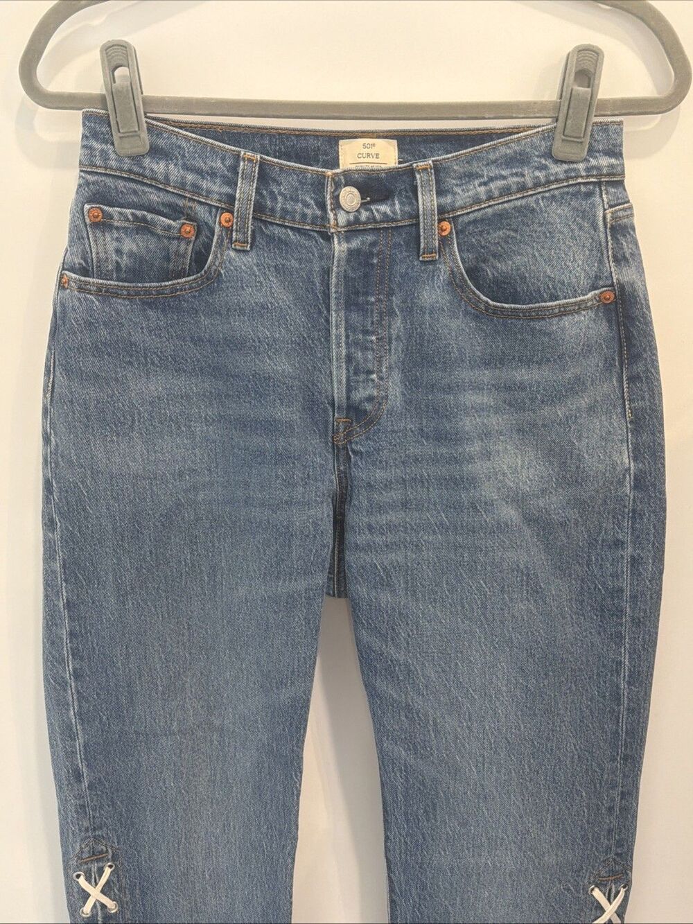 Beyoncé X Levi’s 501 Curvy Jeans Womens 28x32 Medium Wash Lace Up High Rise EUC - Picture 11 of 16
